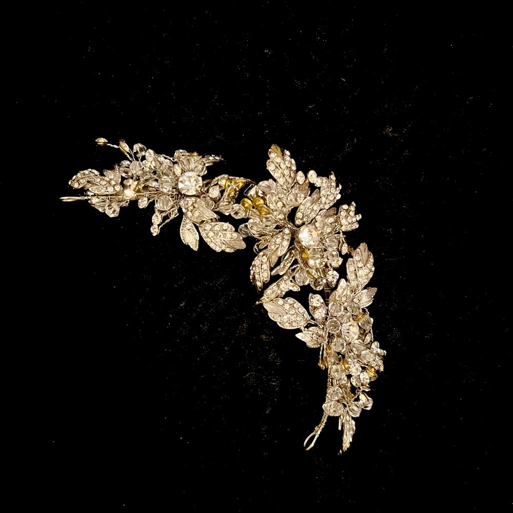 Wedding hair accessory